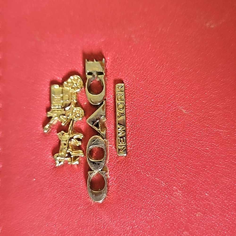 Wallet by Coach - Picture 4 of 5